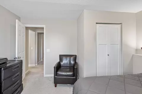 Bedroom - 3582 Baltic Ave, Eagan, MN 55122 photo 6 of 8
