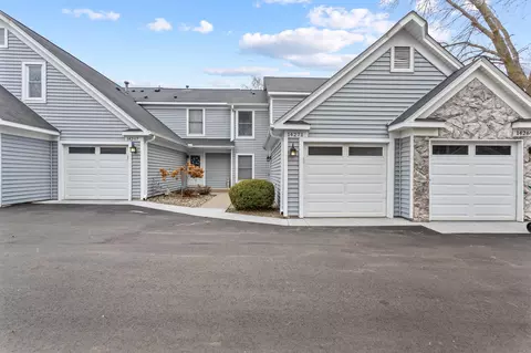 14271 Bedford Dr, Eden Prairie, MN 55346