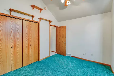 Bedroom - 408 11th St NE, Barnesville, MN 56514 photo 5 of 7