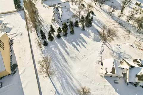 View/Area - 408 11th St NE, Barnesville, MN 56514 photo 4 of 8