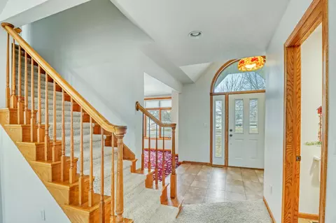 Entry Way - 408 11th St NE, Barnesville, MN 56514 photo 2 of 3