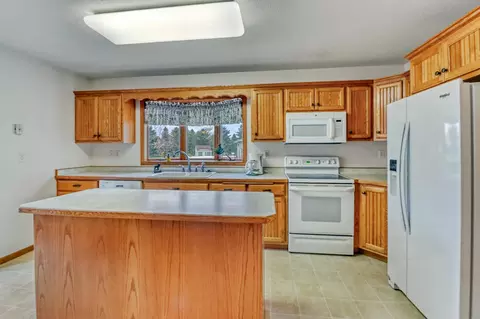 Kitchen - 408 11th St NE, Barnesville, MN 56514 photo 2 of 4
