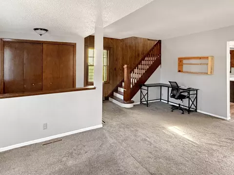 Living - 352 3rd St, Tracy, MN 56175 photo 1 of 3