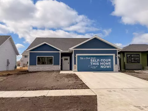 7361 26 St S, Fargo, ND 58104
