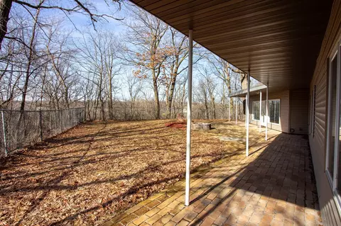 Exterior - 501 Seabury Ln, Faribault, MN 55021 photo 6 of 8
