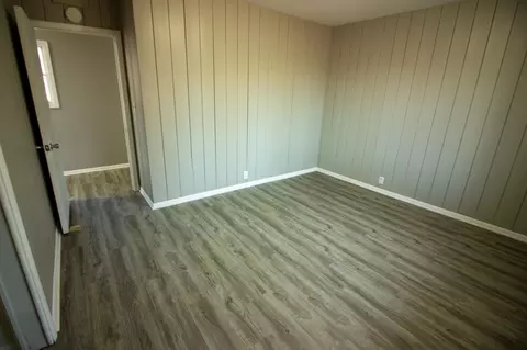 Bedroom - 501 Seabury Ln, Faribault, MN 55021 photo 5 of 7