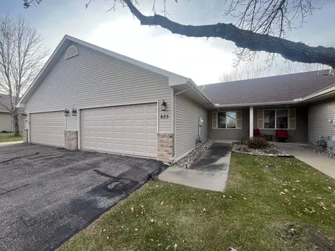 625 Meadow Ln, Young America, MN 55397