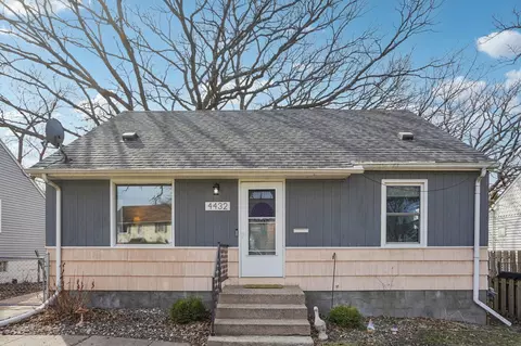 4432 3rd St NE, Columbia Heights, MN 55421