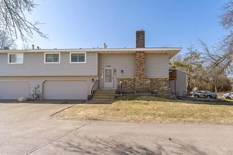 11911 71st Ave N, Maple Grove, MN 55369