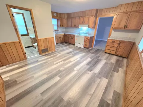 Kitchen - 801 10th Ave N, Saint Cloud, MN 56303 photo 2 of 2