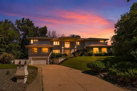 2935 Minnehaha Curv E, Wayzata, MN 55391