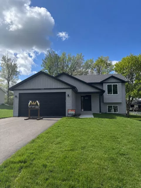 1105 2nd St SE, Faribault, MN 55021