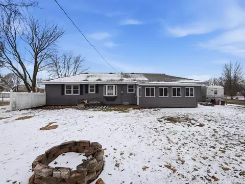 Exterior - 2410 Clearwater Rd, Saint Cloud, MN 56301 photo 4 of 6