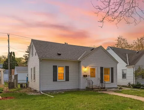 3111 Mckinley St NE, Minneapolis, MN 55418