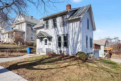 520 10th St, Red Wing, MN 55066