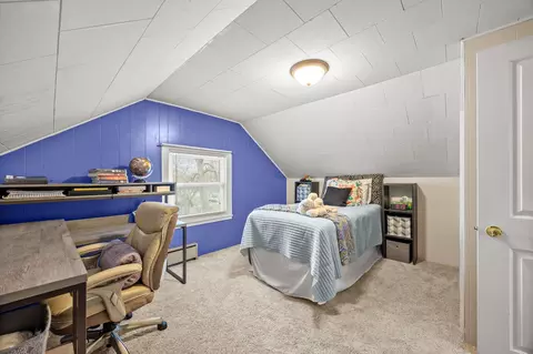 Bedroom - 526 8th St E, Glencoe, MN 55336 photo 4 of 4