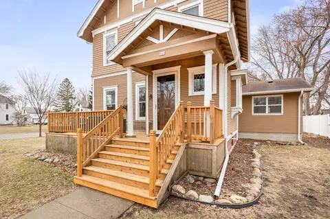 Exterior - 526 8th St E, Glencoe, MN 55336 photo 2 of 10