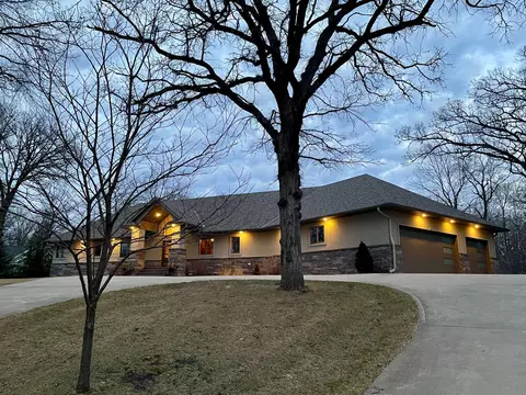21304 Westbrook Dr, Cold Spring, MN 56320