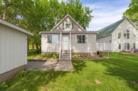 945 Reed St N, Waterville, MN 56096