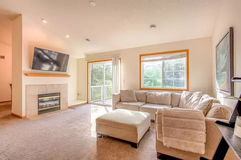 7803 Elm Grove Ave, New Hope, MN 55428