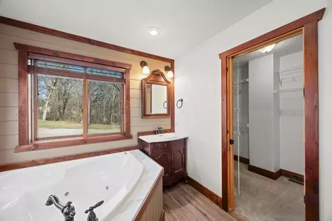 Bath - 22780 Csah 14, Darwin, MN 55324 photo 4 of 5