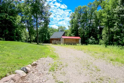 Exterior - 22780 Csah 14, Darwin, MN 55324 photo 4 of 10