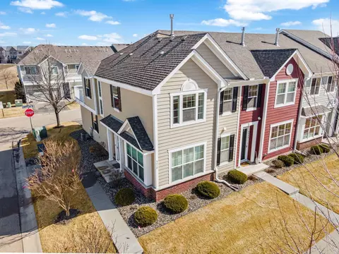 8410 Jonquil Ln N, Maple Grove, MN 55369