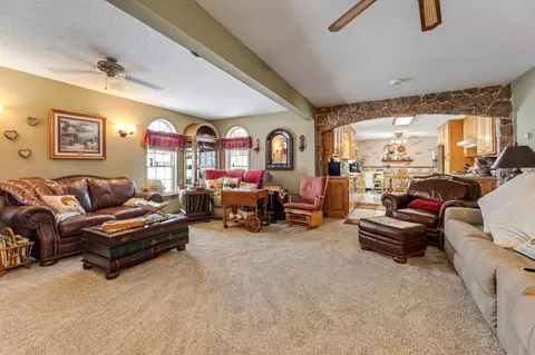 Living - 244 Edgeview Dr, Rollingstone, MN 55969 photo 2 of 2