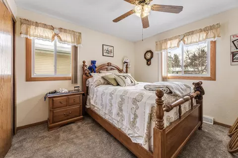 Bedroom - 244 Edgeview Dr, Rollingstone, MN 55969 photo 1 of 3