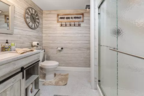 Bath - 244 Edgeview Dr, Rollingstone, MN 55969 photo 2 of 2