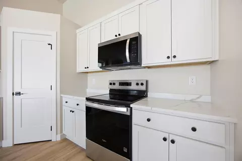 Kitchen - 6719 66th Ave S, Horace, ND 58047 photo 3 of 5