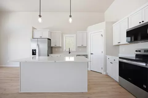 Kitchen - 6719 66th Ave S, Horace, ND 58047 photo 2 of 5