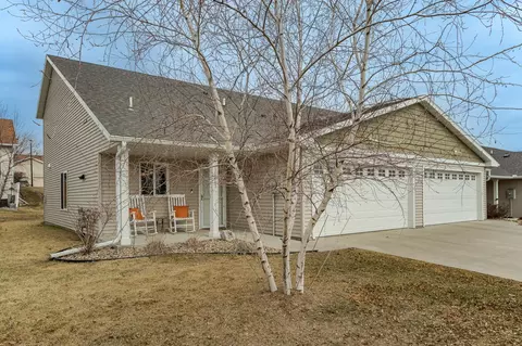 1215 Sundance Ct NE, Byron, MN 55920