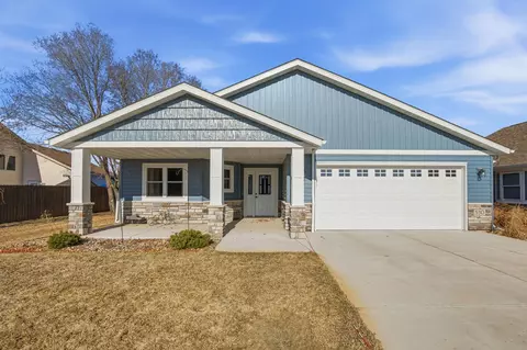 530 Graceview Loop, Saint Joseph, MN 56374