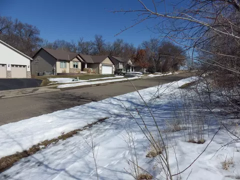1448 24th St SE, Saint Cloud, MN 56304 photo 4