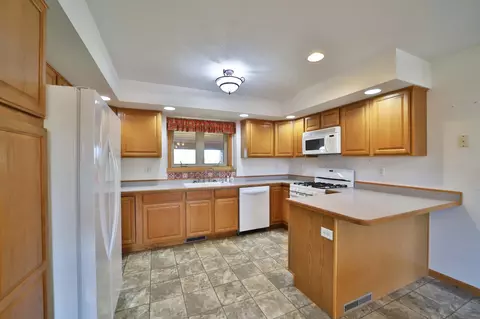 Kitchen - 39604 Outing Ct, Browerville, MN 56438 photo 2 of 4