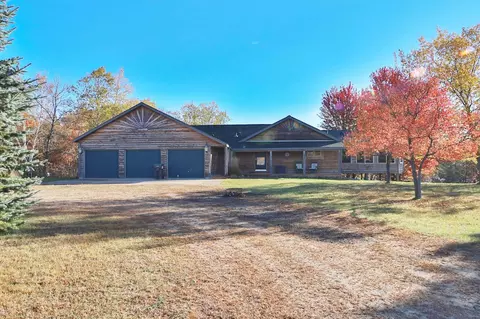 Exterior - 39604 Outing Ct, Browerville, MN 56438 photo 2 of 20