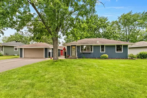 8374 Greene Ave S, Cottage Grove, MN 55016