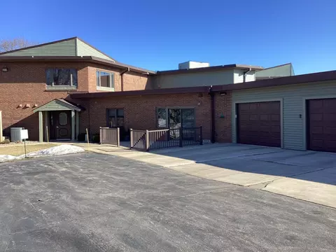 808 Lake Chapeau Dr #108, Albert Lea, MN 56007