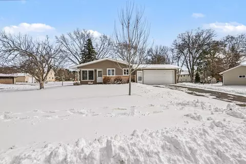 209 3rd Ave SE, New Brighton, MN 55112