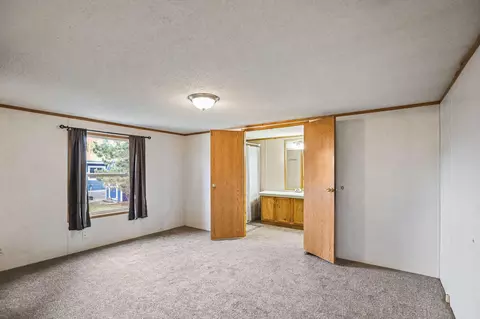 Bedroom - 405 Edgar Pl, Faribault, MN 55021 photo 3 of 5