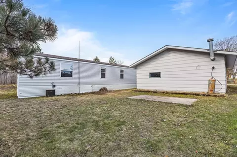 Exterior - 405 Edgar Pl, Faribault, MN 55021 photo 3 of 3
