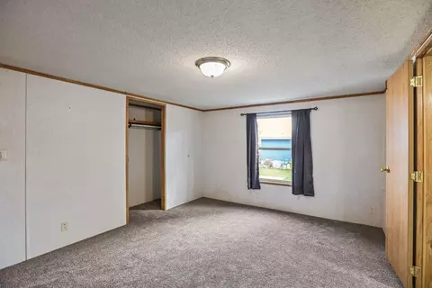 Bedroom - 405 Edgar Pl, Faribault, MN 55021 photo 4 of 5