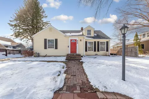 Exterior - 210 6th Ave NE, Faribault, MN 55021 photo 3 of 3