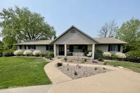 32337 Juniper Rd, Chatfield, MN 55923