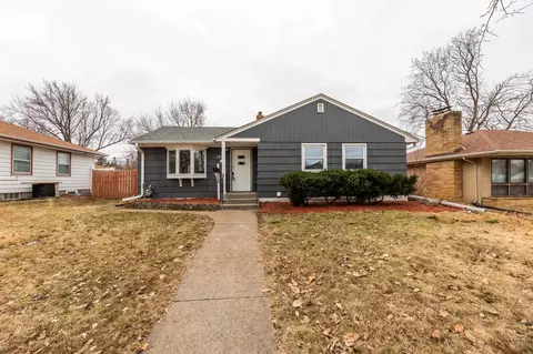 1700 Sherwood Ave, Saint Paul, MN 55106