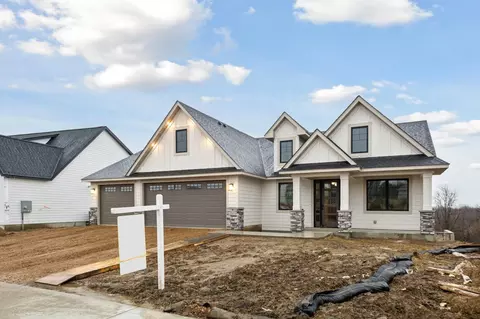 3757 Brookside Dr, Chaska, MN 55318