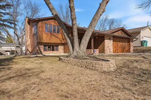 5728 W 26th St, Saint Louis Park, MN 55416