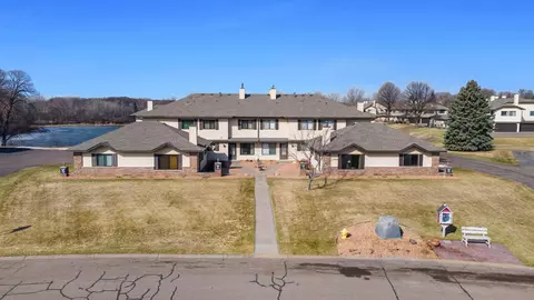 5445 Orleans Ln N #1, Plymouth, MN 55442