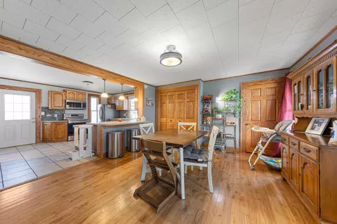 Dining - 204 Central Ave N, Mapleton, MN 56065 photo 1 of 3